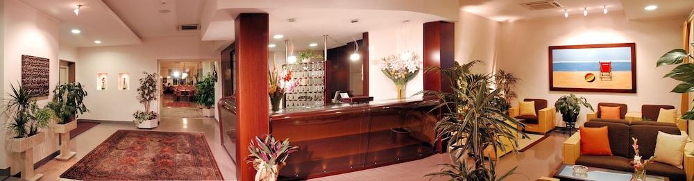 קאורלה Hotel Miramare מראה חיצוני תמונה