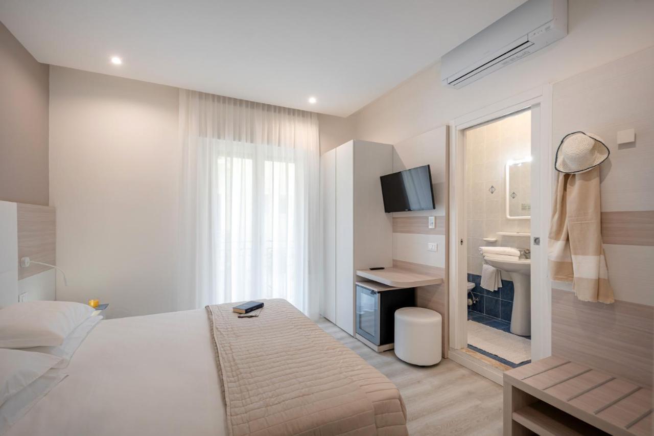 קאורלה Hotel Miramare מראה חיצוני תמונה